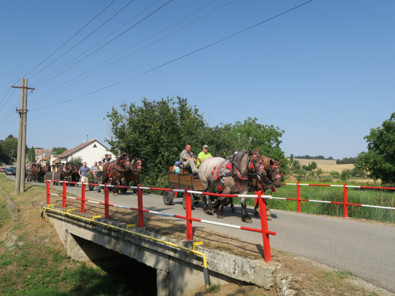 Požehnanie sochy sv. Jána Nepomuckého