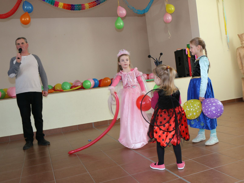 Hruboňovská prehliadka detských folklórnych súborov a ľudovej hu
